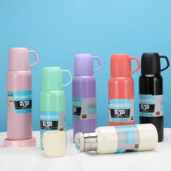 Vacuum Flask Stainless Steel Bottle With 2 Cups And Gift Box 550 Ml (random Color)